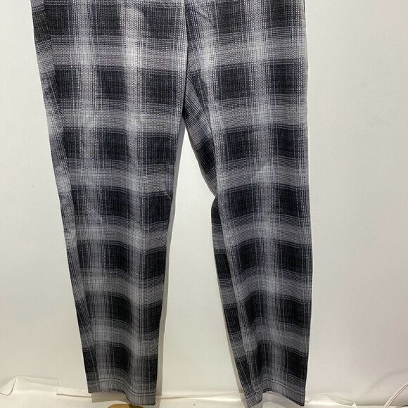 Soho Women's Black White Checkered Pull On Trouser Ankle Pants Size Large - Picture 2 of 6
